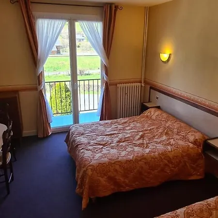 Hotel Le Val Du Cantal